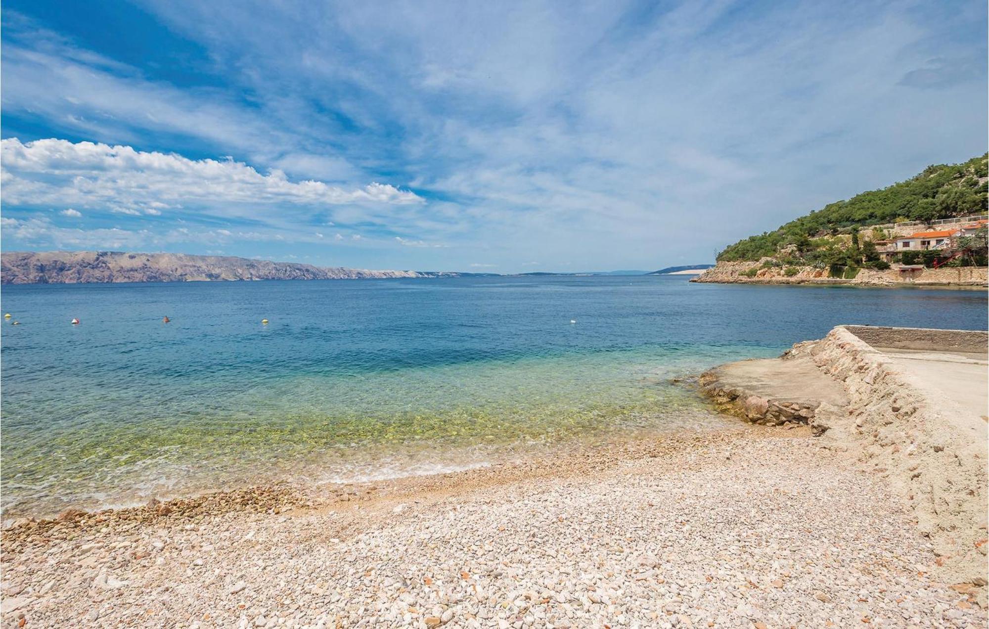 Cozy Apartment In Starigrad With House Sea View Екстериор снимка