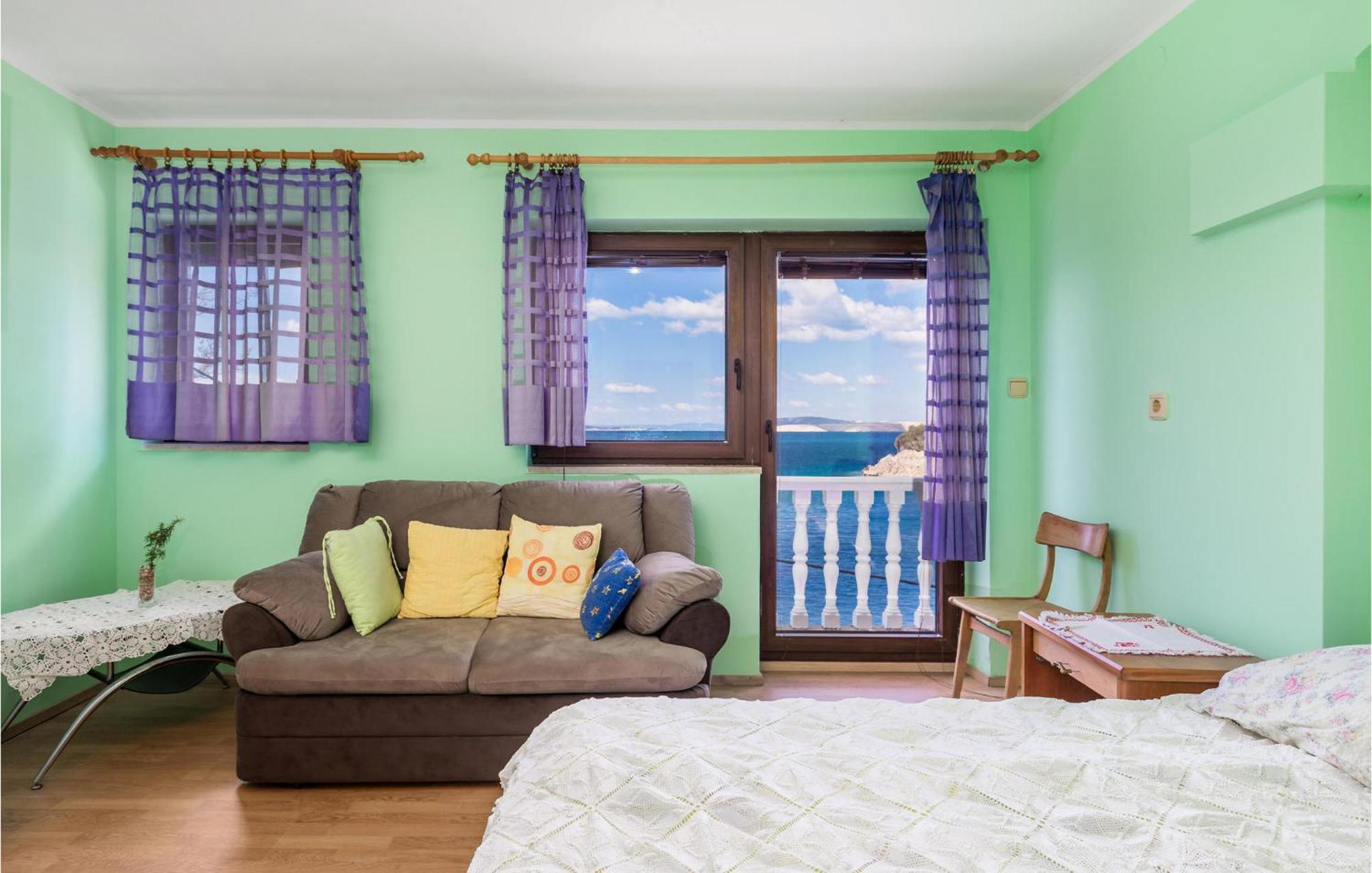 Cozy Apartment In Starigrad With House Sea View Екстериор снимка
